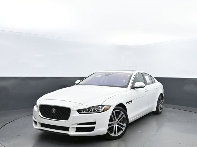 2017 Jaguar XE 35t Premium