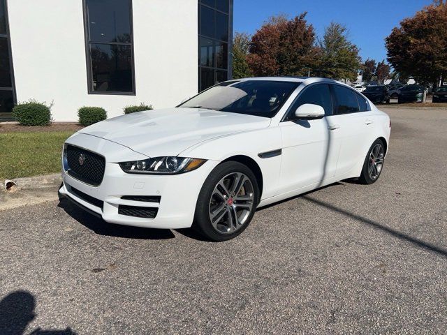 2017 Jaguar XE 35t Premium