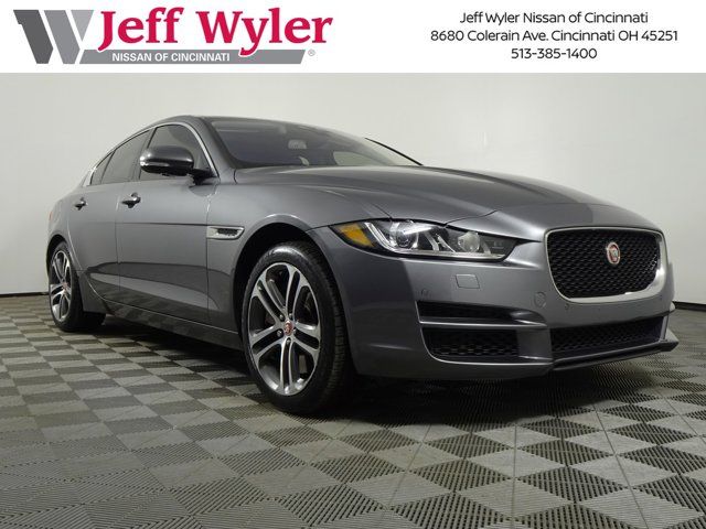 2017 Jaguar XE 35t Premium