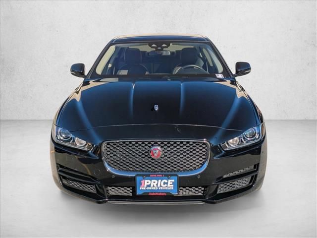 2017 Jaguar XE 35t Premium