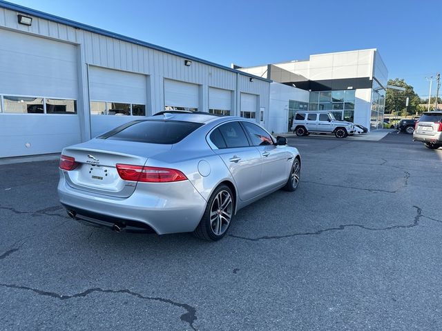 2017 Jaguar XE 35t Premium