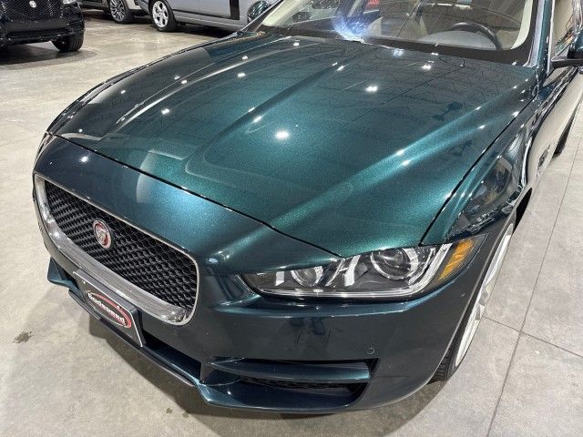 2017 Jaguar XE 35t Premium