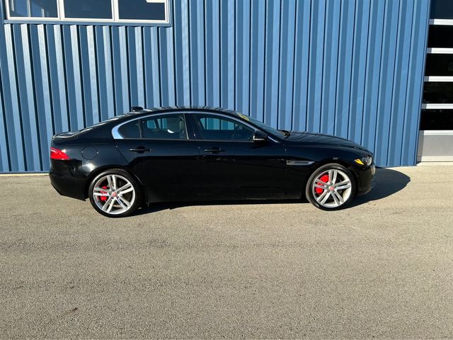 2017 Jaguar XE 35t Premium