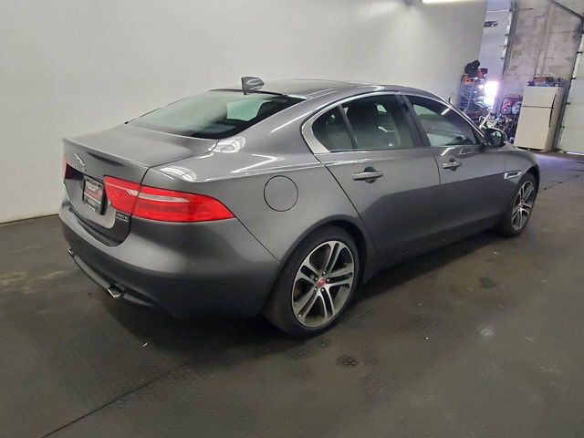 2017 Jaguar XE 35t Premium