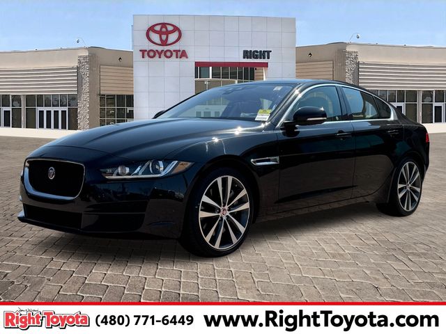 2017 Jaguar XE 35t Prestige