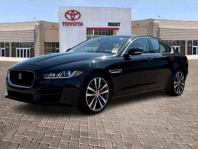 2017 Jaguar XE 35t Prestige