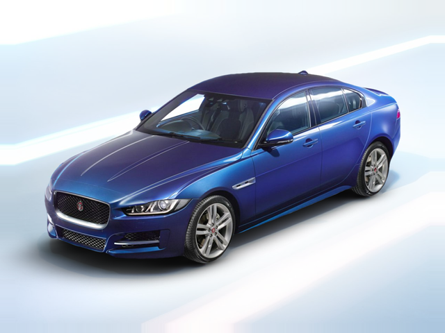 2017 Jaguar XE 35t R-Sport