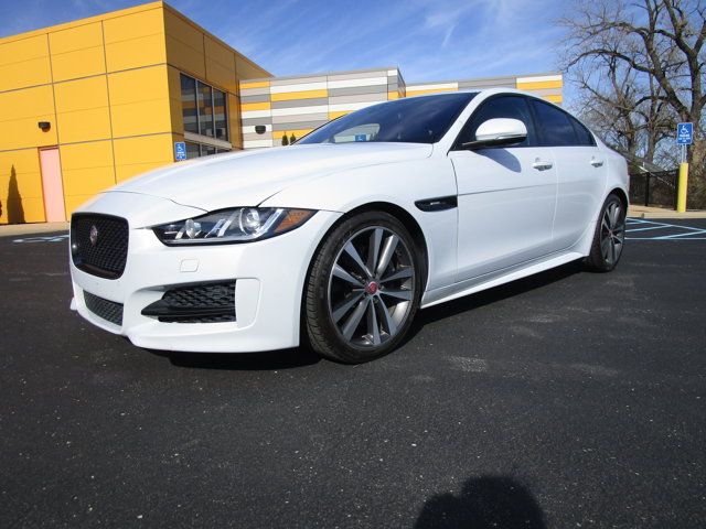 2017 Jaguar XE 35t R-Sport