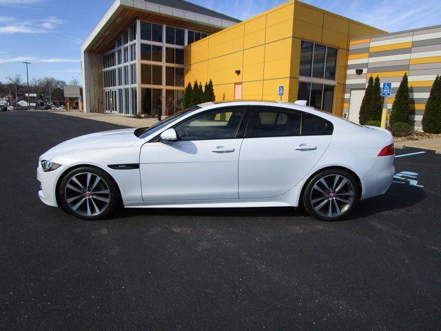 2017 Jaguar XE 35t R-Sport