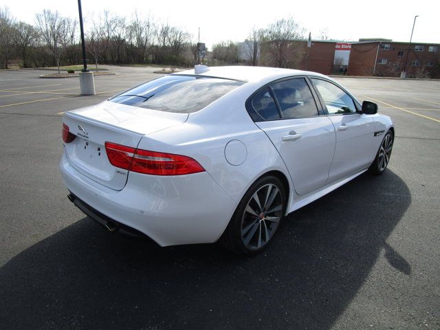 2017 Jaguar XE 35t R-Sport