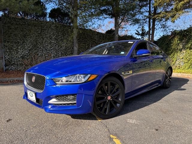 2017 Jaguar XE 35t R-Sport