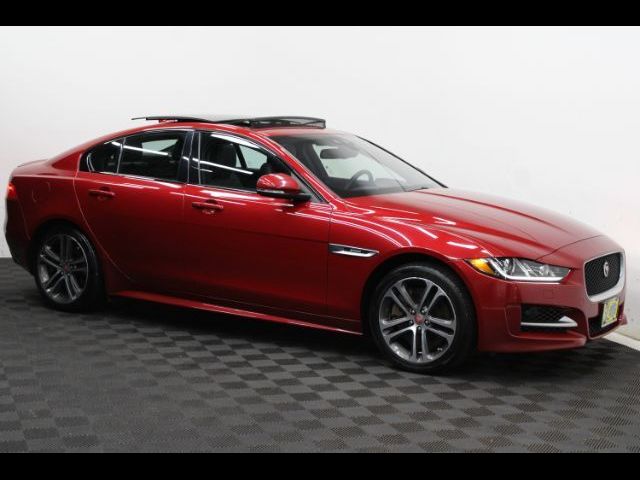 2017 Jaguar XE 35t R-Sport