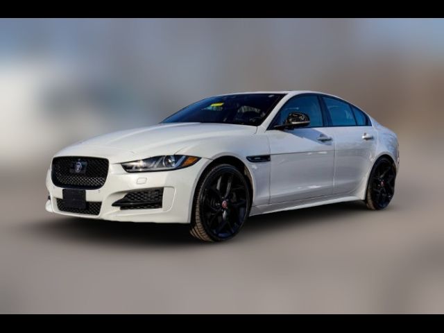 2017 Jaguar XE 35t R-Sport