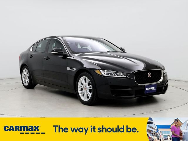 2017 Jaguar XE 25t Premium