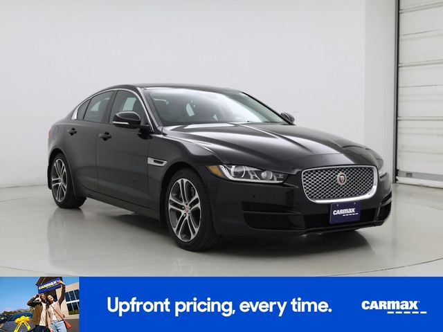 2017 Jaguar XE 25t Premium