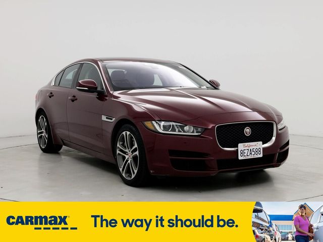 2017 Jaguar XE 35t Premium