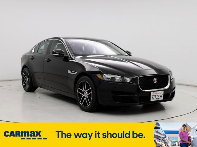 2017 Jaguar XE 25t