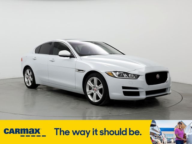 2017 Jaguar XE 25t Prestige