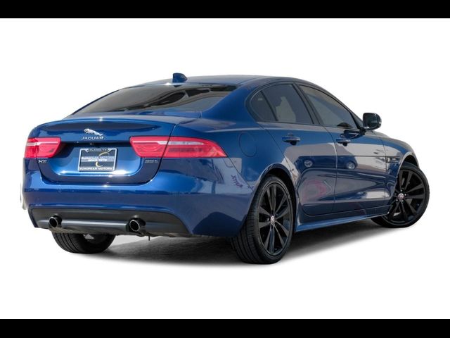 2017 Jaguar XE 35t R-Sport