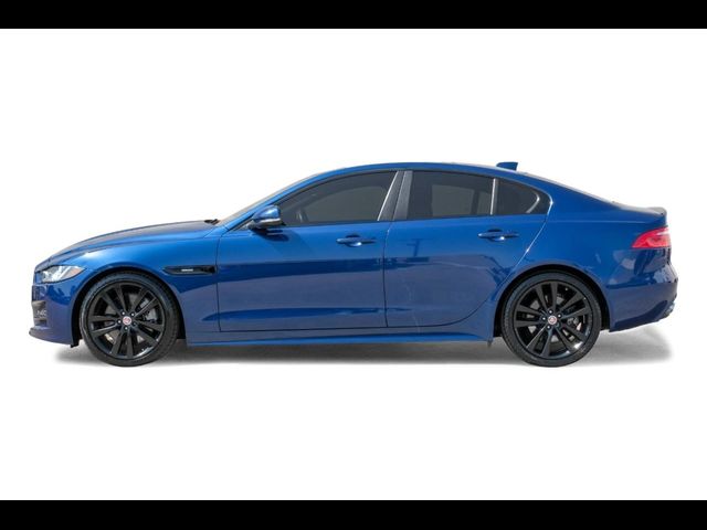 2017 Jaguar XE 35t R-Sport