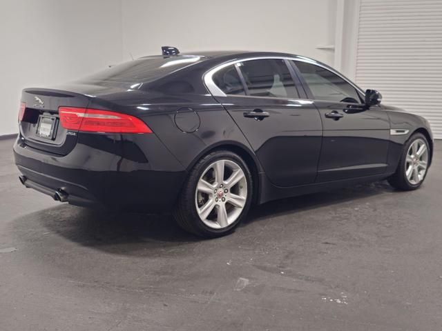 2017 Jaguar XE 25t Premium