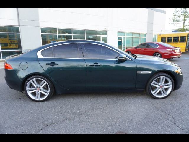 2017 Jaguar XE 35t Prestige