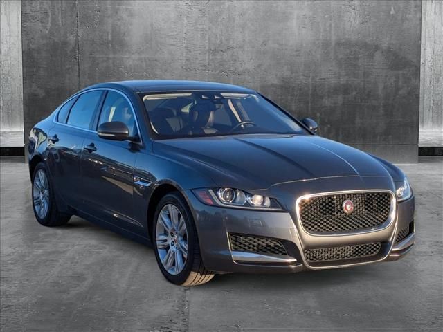 2017 Jaguar XF 35t Premium