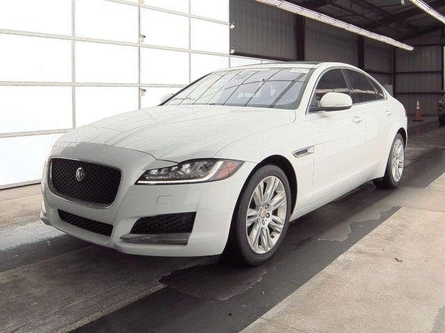 2017 Jaguar XF 35t Premium