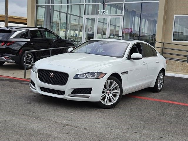 2017 Jaguar XF 35t Premium