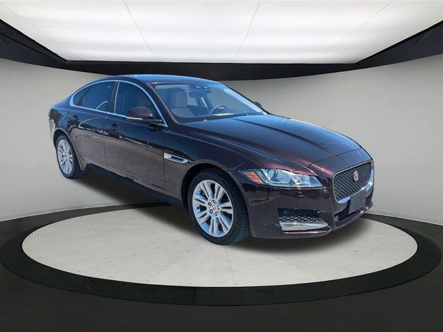 2017 Jaguar XF 35t Premium