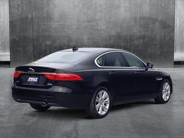 2017 Jaguar XF 35t Premium