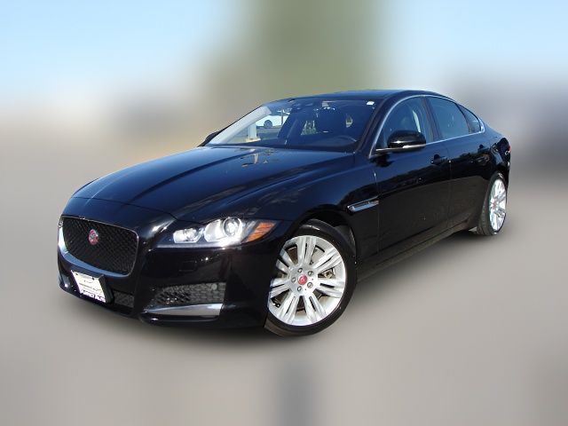 2017 Jaguar XF 35t Premium
