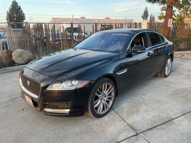 2017 Jaguar XF 35t Prestige