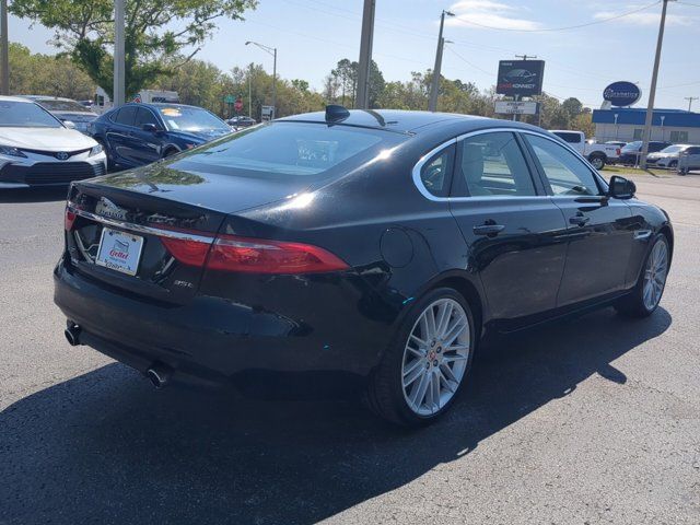 2017 Jaguar XF 35t Prestige