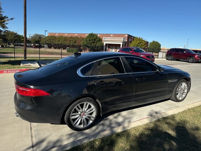 2017 Jaguar XF 35t Prestige