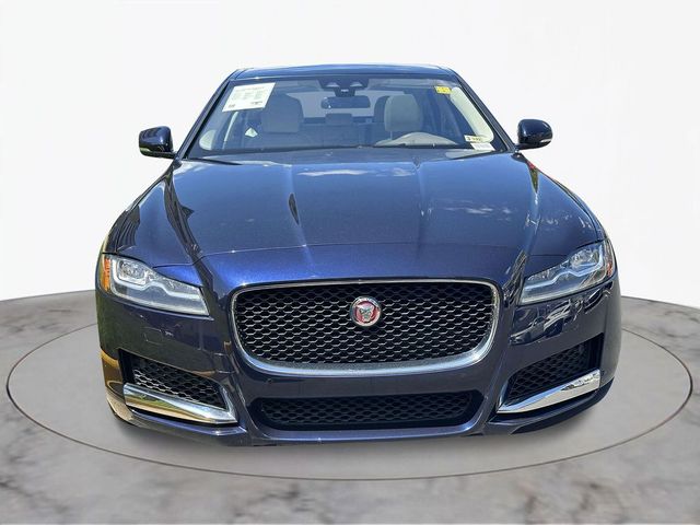 2017 Jaguar XF 35t Prestige