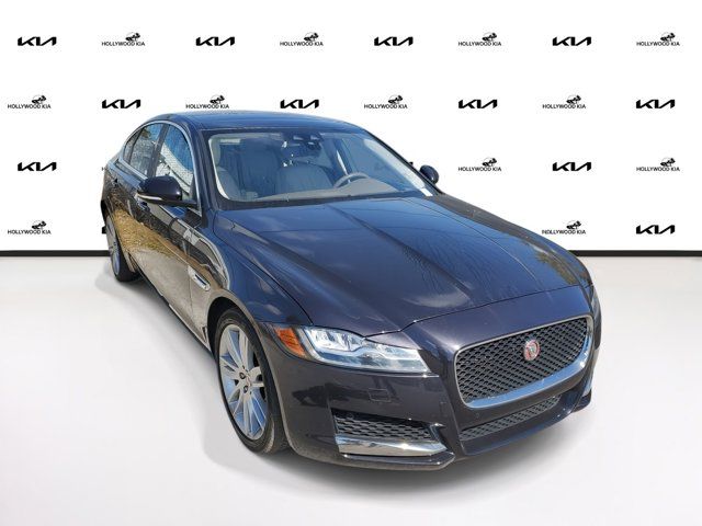 2017 Jaguar XF 35t Prestige