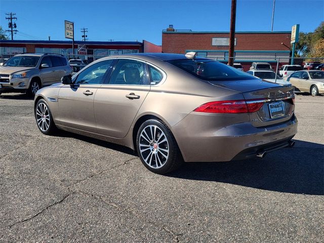 2017 Jaguar XF 35t Prestige