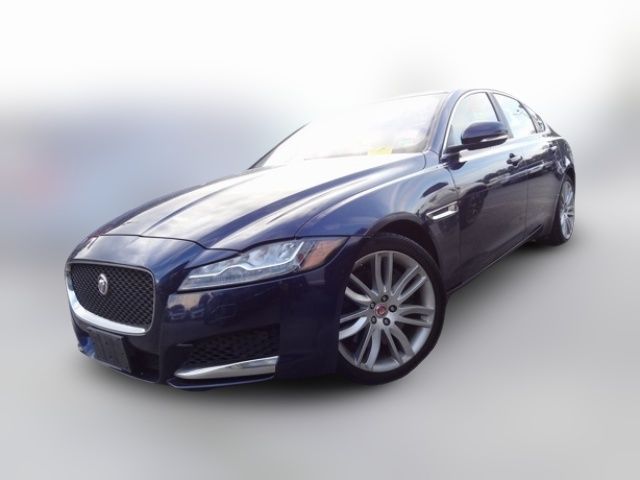 2017 Jaguar XF 35t Prestige