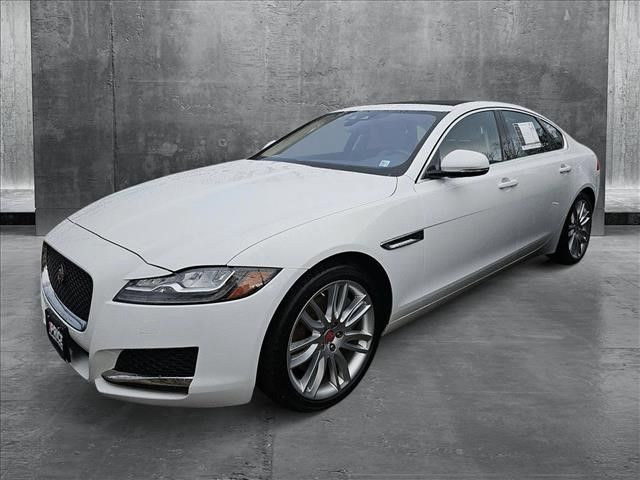 2017 Jaguar XF 35t Prestige