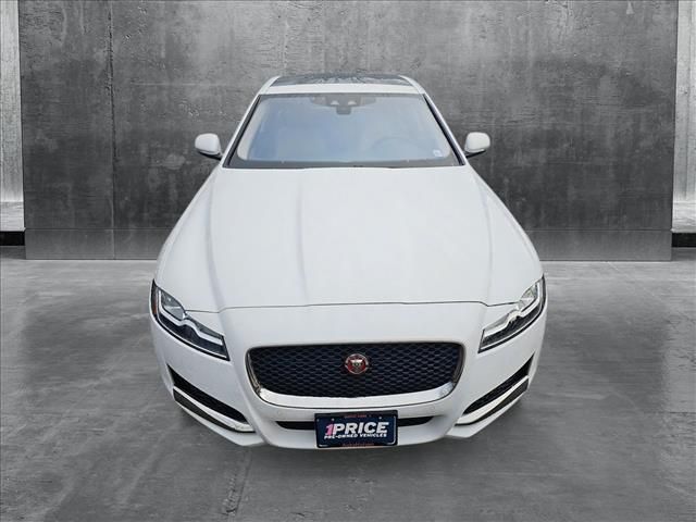 2017 Jaguar XF 35t Prestige