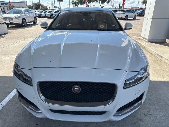 2017 Jaguar XF 35t Prestige