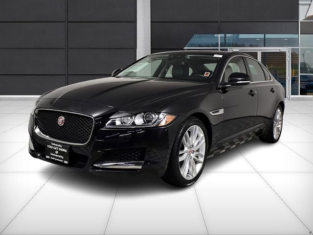 2017 Jaguar XF 35t Prestige