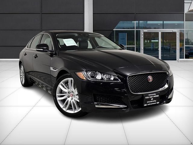 2017 Jaguar XF 35t Prestige