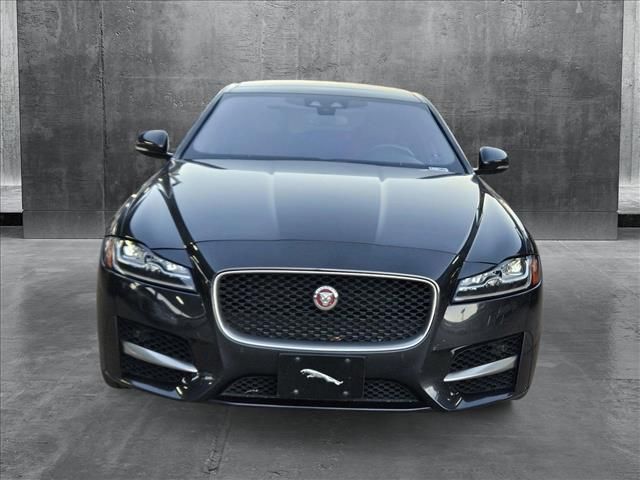 2017 Jaguar XF 35t R-Sport