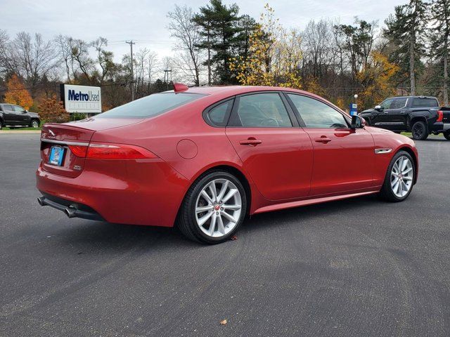 2017 Jaguar XF 35t R-Sport