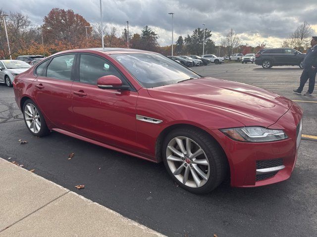 2017 Jaguar XF 35t R-Sport