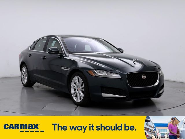 2017 Jaguar XF 35t Premium