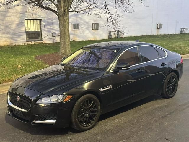 2017 Jaguar XF 35t Prestige