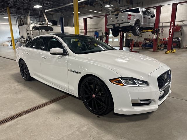 2017 Jaguar XJ XJ R-Sport